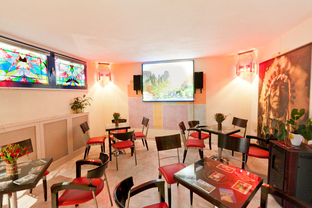 Nomads Rooms ตริกาลา ภายนอก รูปภาพ