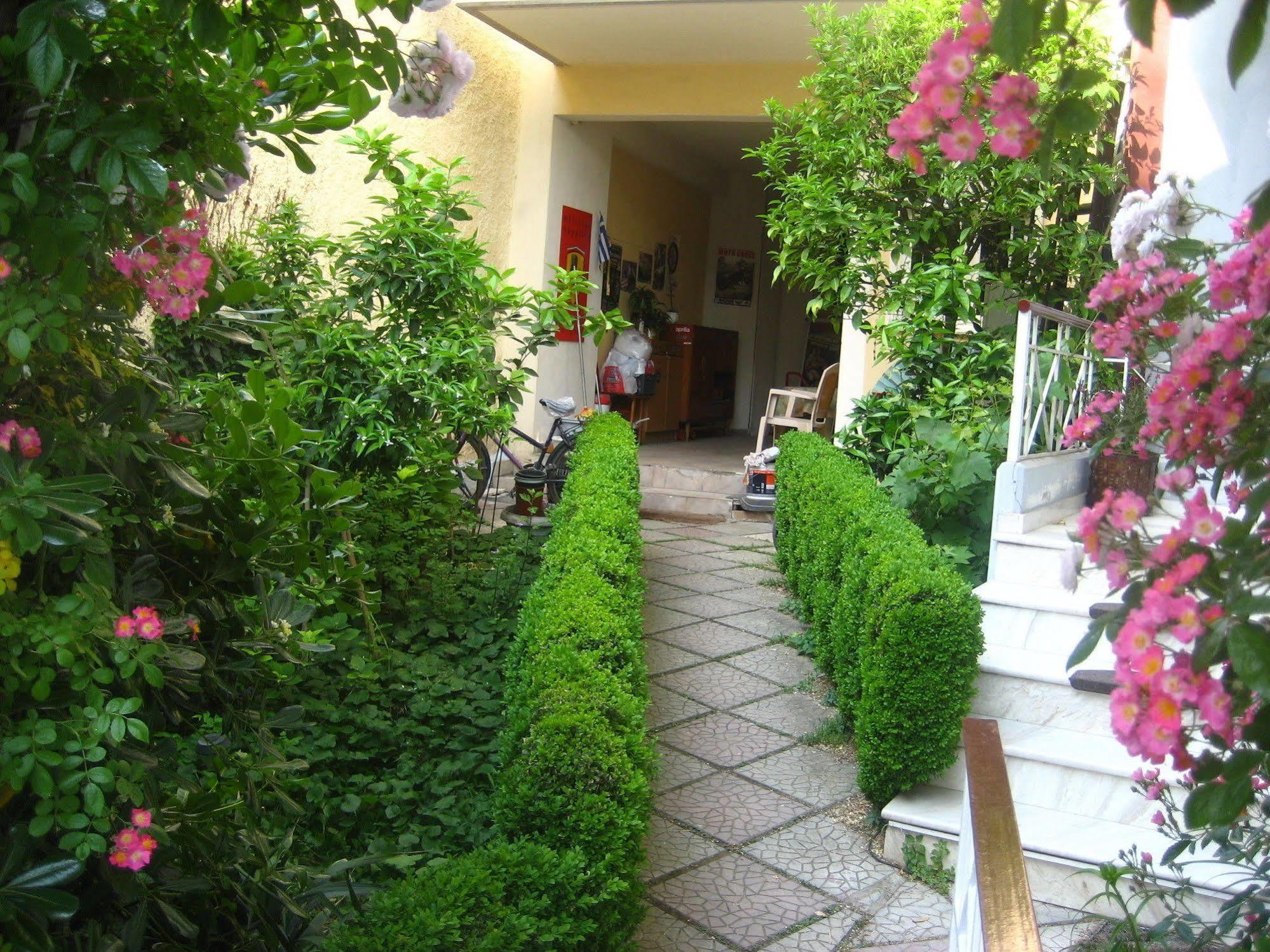 Nomads Rooms ตริกาลา ภายนอก รูปภาพ
