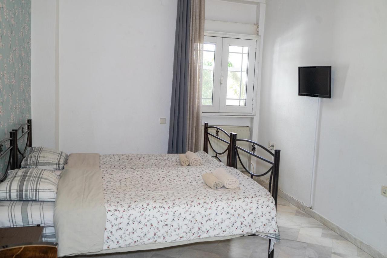 Nomads Rooms ตริกาลา ภายนอก รูปภาพ